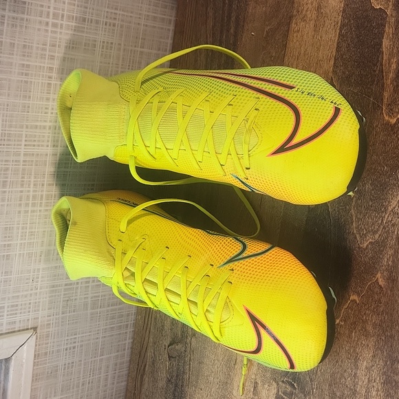 Nike Mercurial Superfly 7 Academy, Lemon Venom Aurora. Cleats. - Picture 2 of 7